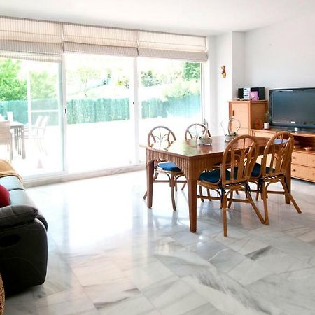 Apartament Les Tonyines Llanca Bagian luar foto