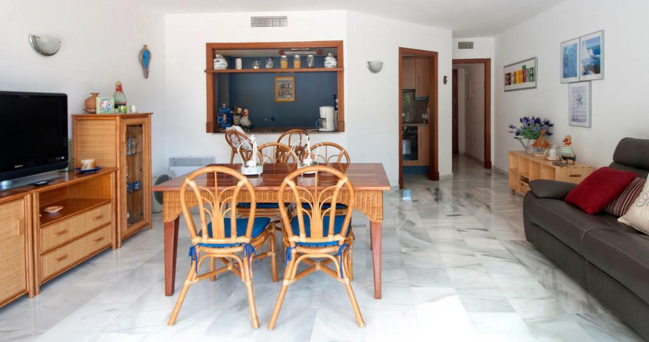 Apartament Les Tonyines Llanca Bagian luar foto