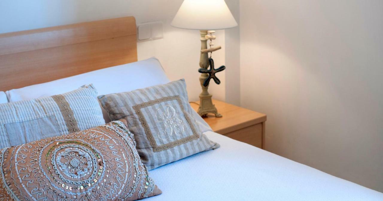 Apartament Les Tonyines Llanca Bagian luar foto