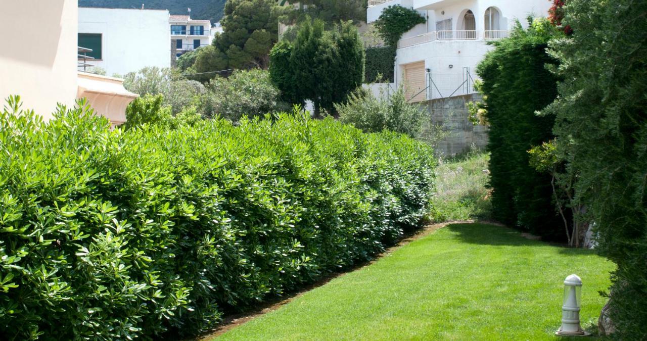 Apartament Les Tonyines Llanca Bagian luar foto